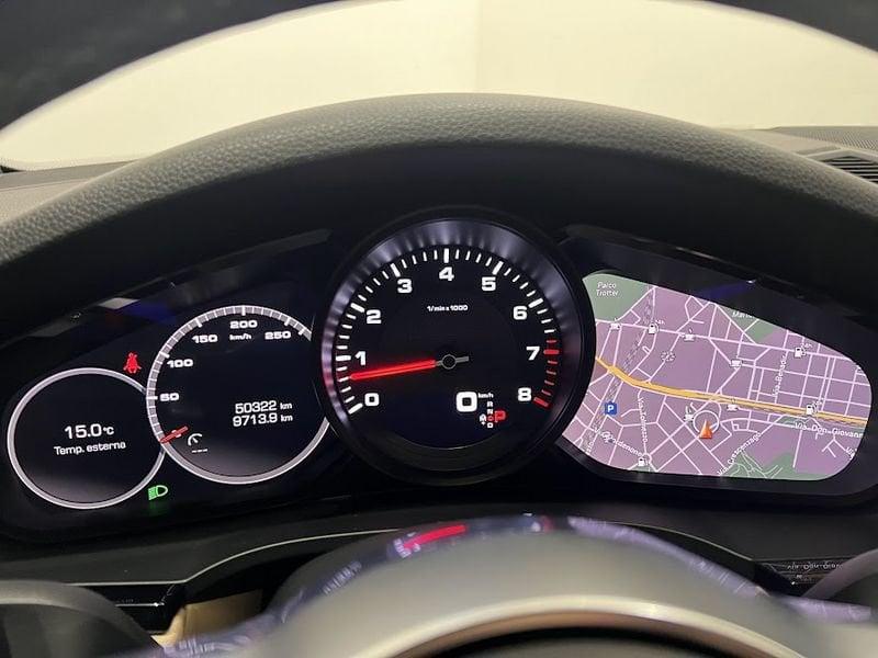 Porsche Cayenne 3.0 V6