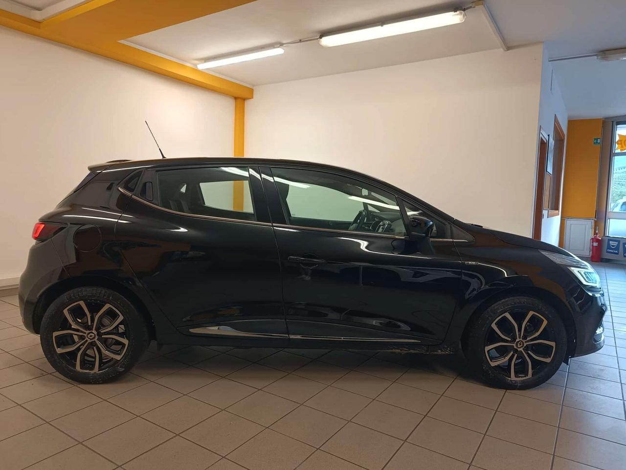 Renault Clio 1.2 75 CV 5 porte Duel2