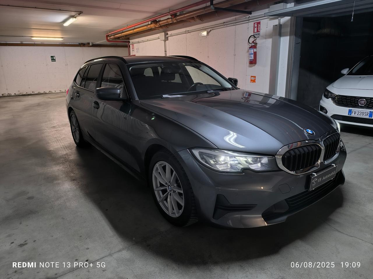 Bmw 318d 48V Touring Business Advantage