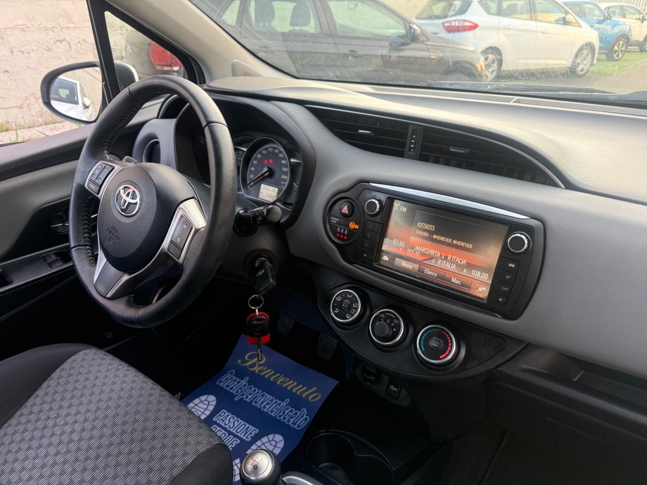 Toyota Yaris 1.0benzina 5 porte km57.000 - 2015