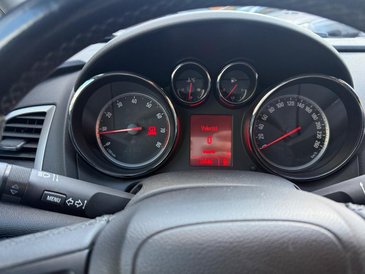 Opel Astra 1.4 100CV 5 porte Cosmo - Neopatentati