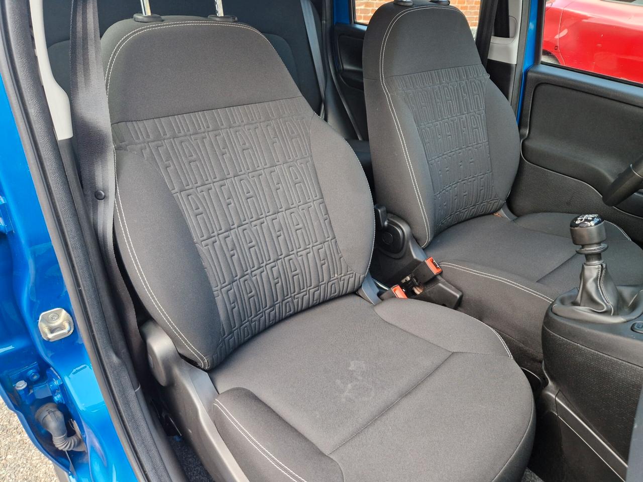 Fiat Panda Hybrid 1.0 70CV "29.100 km" Bluetooth, Sensori post., Start&Stop
