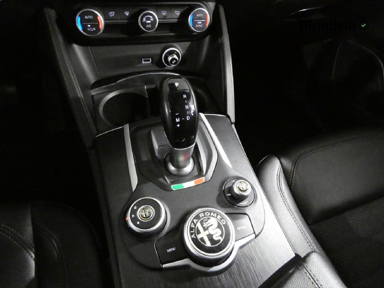 ALFA ROMEO Stelvio - Stelvio 2.2 Turbodiesel 180 CV AT8 Q4 Executive