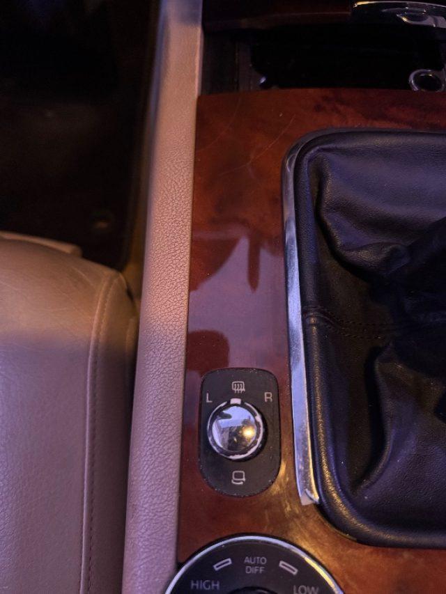 VOLKSWAGEN Touareg 2.5 R5 TDI