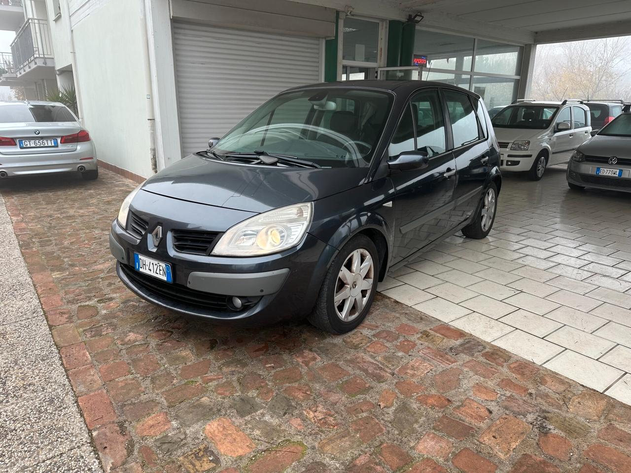 Renault Scenic 1.9 dCi/130CV (12 RATE)