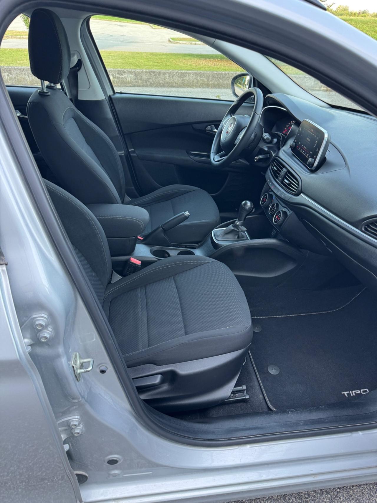 Fiat Tipo 1.6 Mjt S&S SW Lounge
