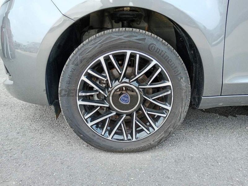 Lancia Ypsilon Ypsilon 1.0 firefly hybrid Platino s&s 70cv