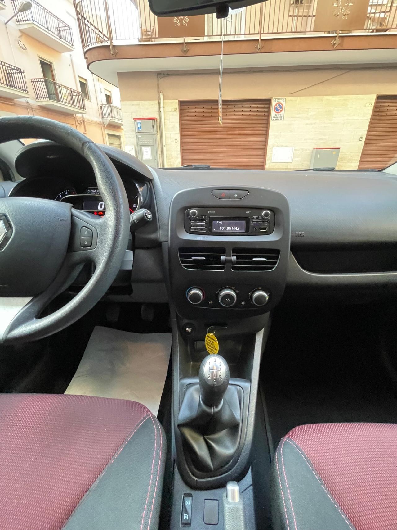 Renault Clio dCi 8V 75 CV Start&Stop 5 porte Energy Intens