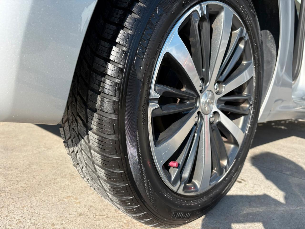 Peugeot 208 BlueHDi 75 5 porte Allure