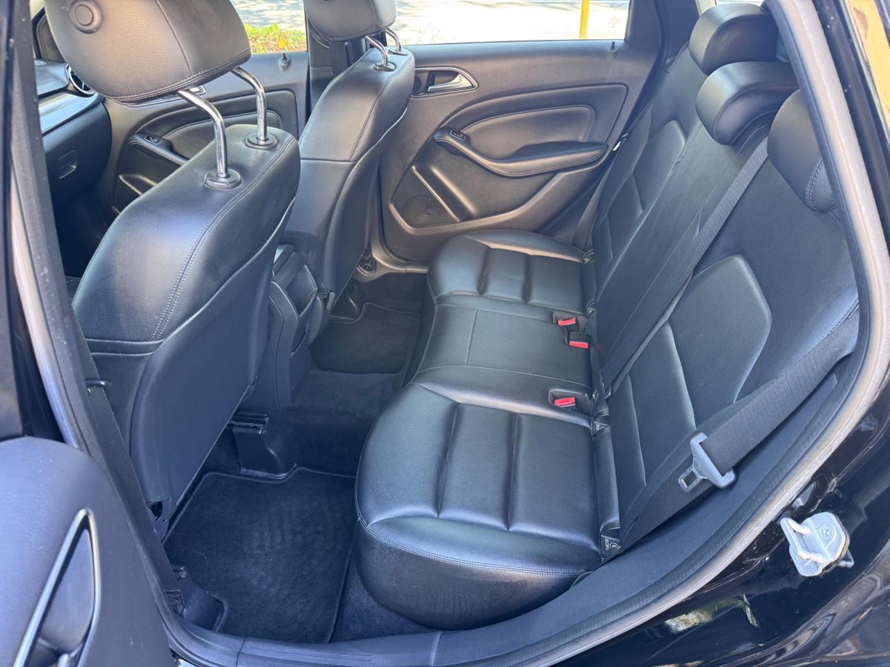Mercedes-benz B 180 CDI NEOPATEN GARANZIA 12 M