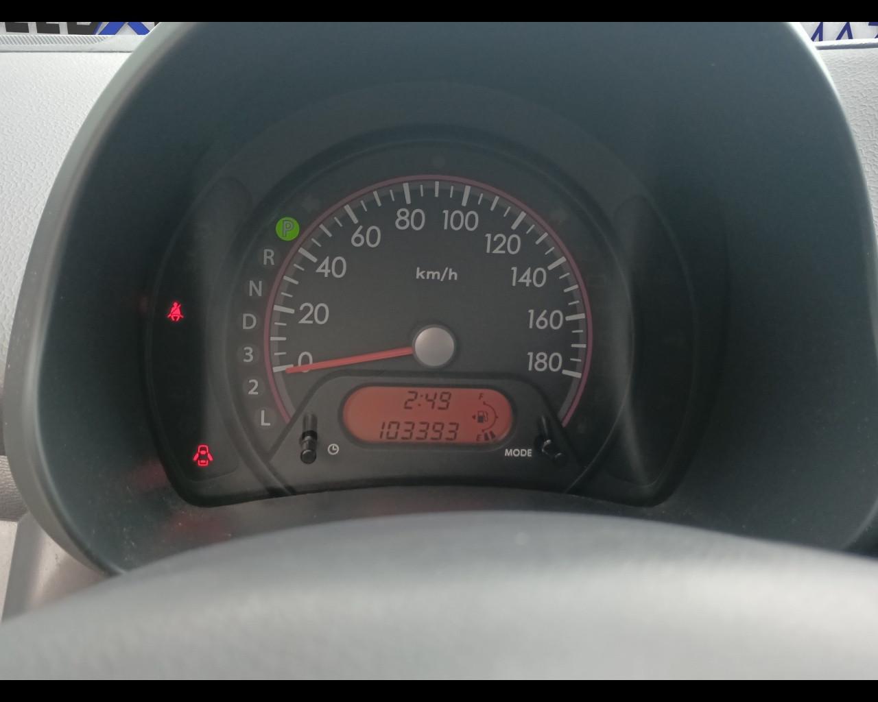 SUZUKI Alto (2009) - Alto 1.0 VVT GLX cambio automatico