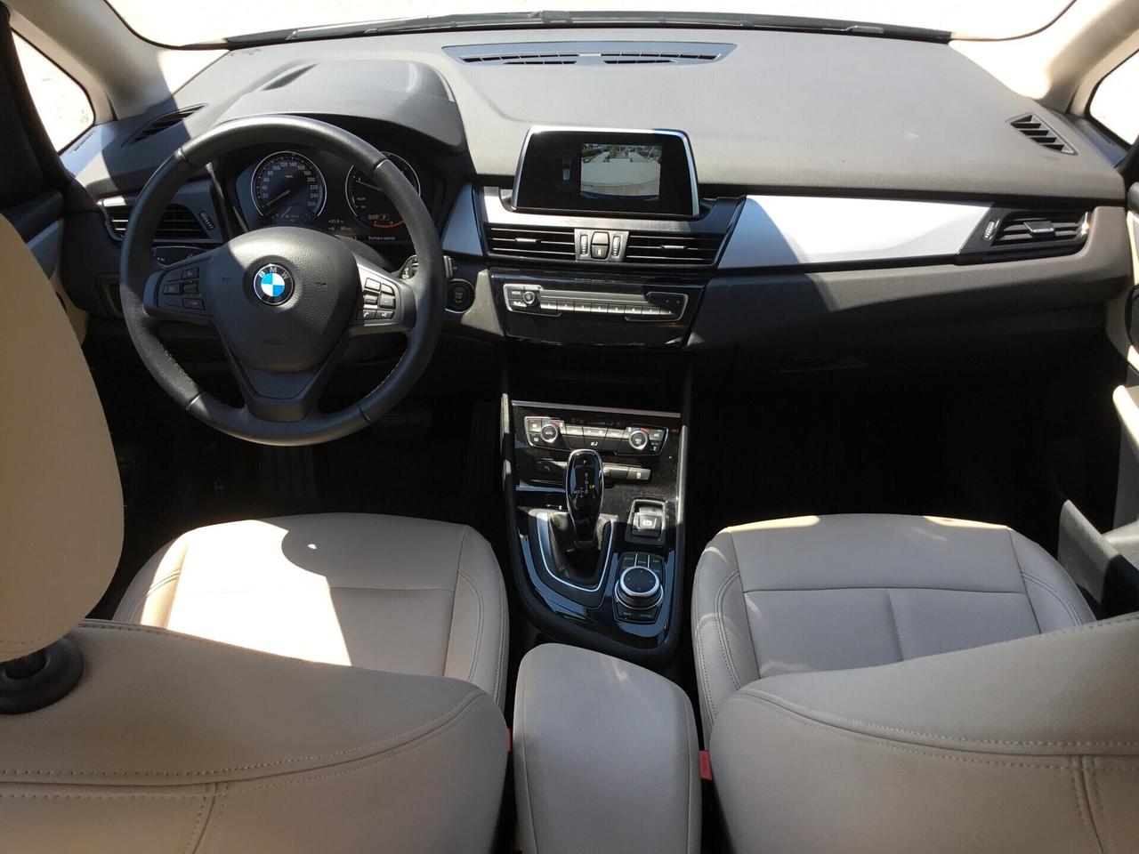 Bmw 2er Active Tourer 218 Business CAMBIO AUTOMATICO