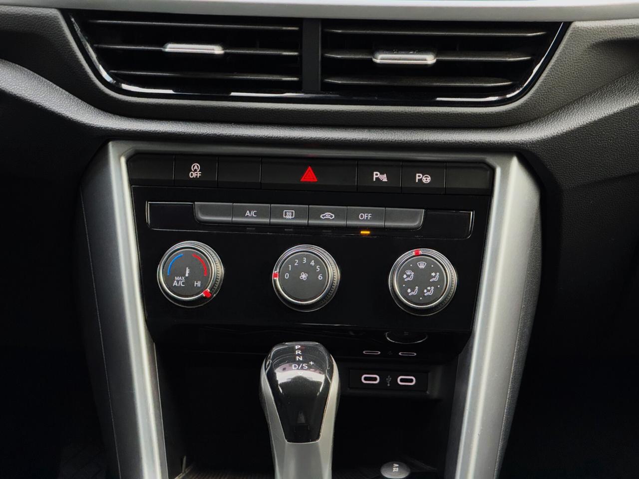 Volkswagen T-Roc 2.0 TDI Life DSG 150CV LED CAR PLAY