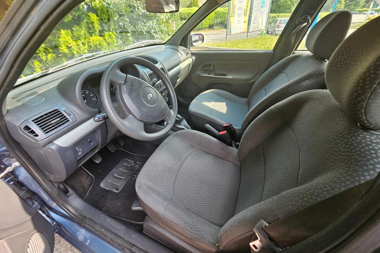 Renault Clio Storia 1.2 5 porte 2009 GPL OK NEOPATENTATI
