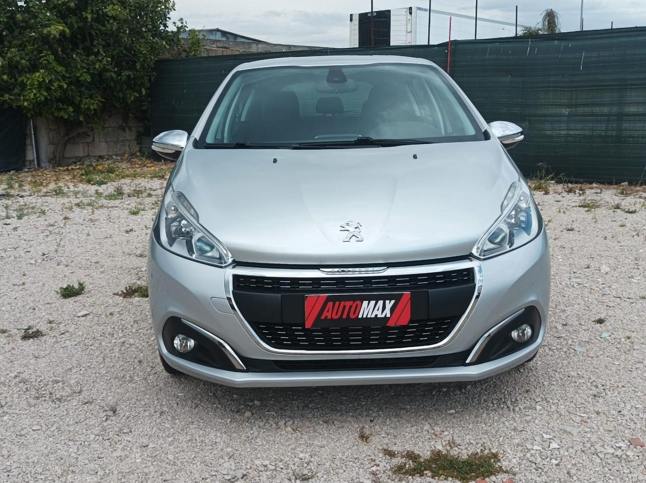 Peugeot 208 BlueHDi 75 5 porte Allure