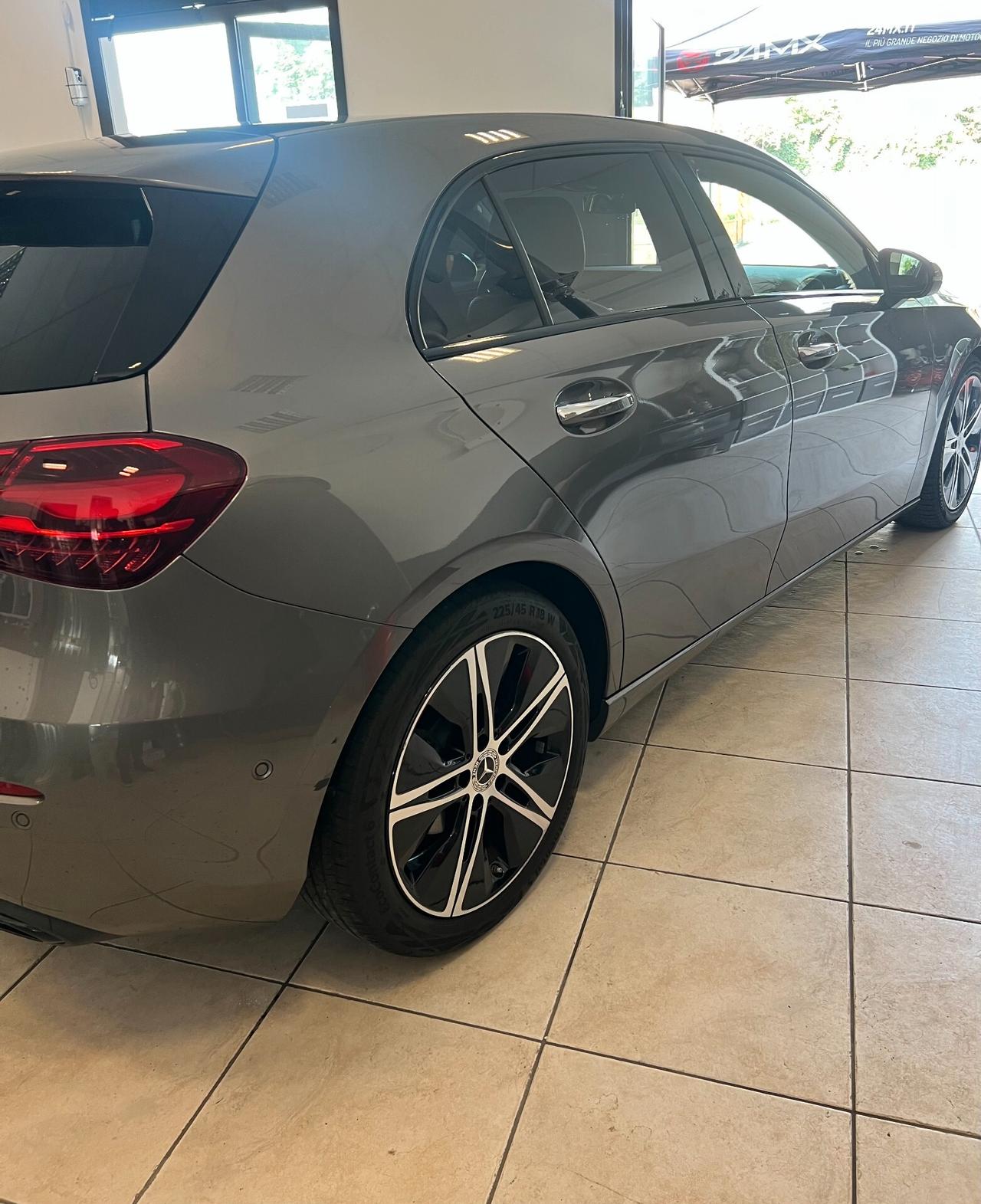 Mercedes-benz A 180 d Automatic AMG Line Premium Plus