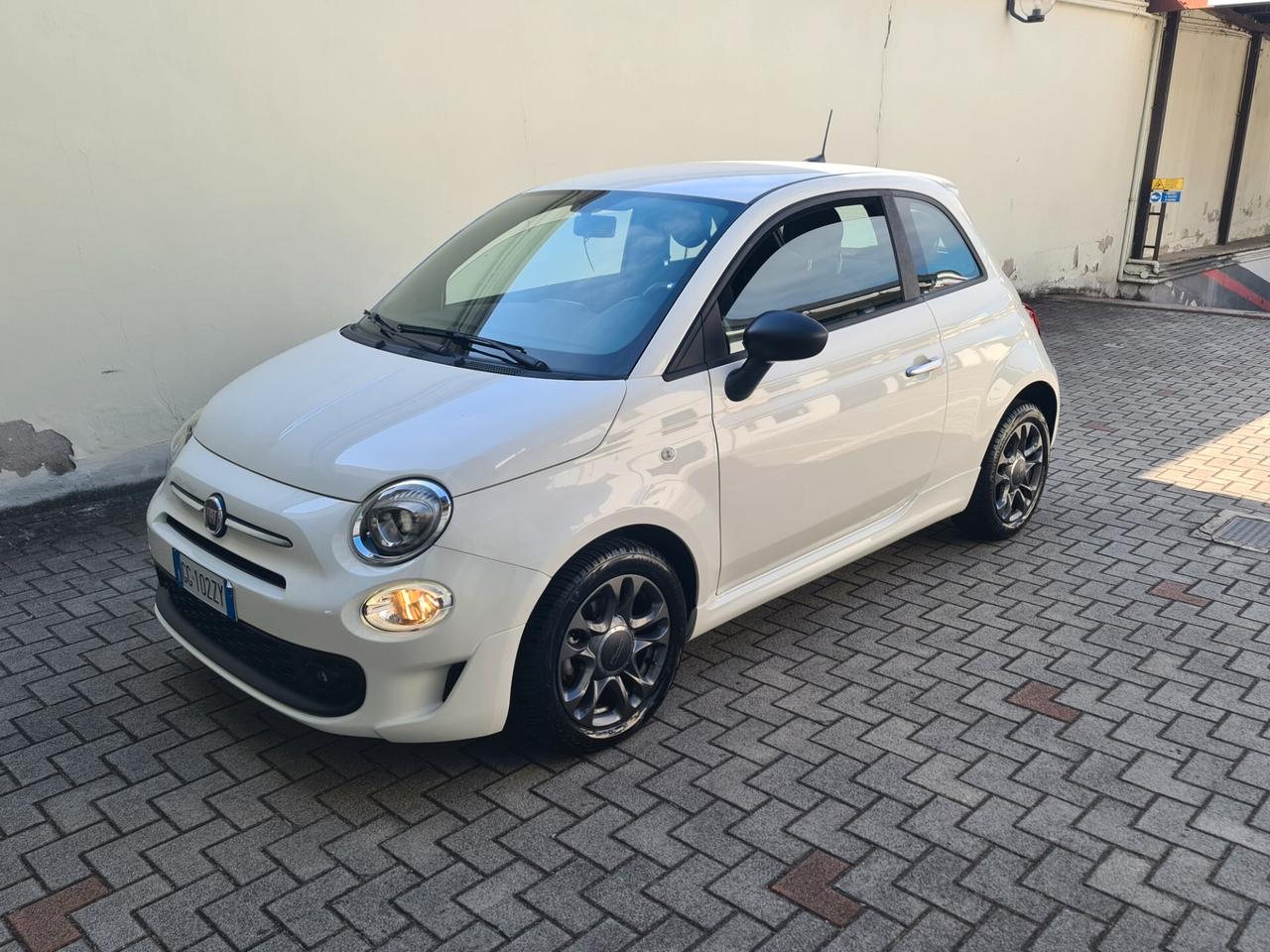 Fiat 500 1.0 Hybrid Connect - km certificati
