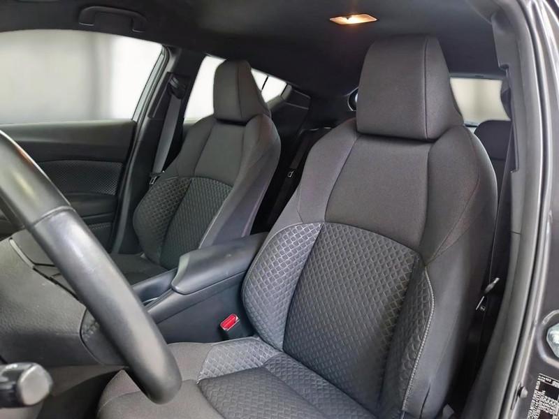 TOYOTA C-HR 1.8H 98CV E-CVT Business