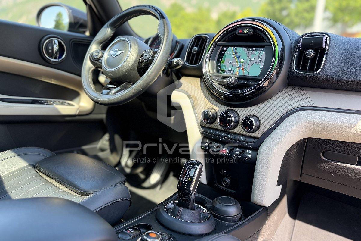 MINI Mini 2.0 John Cooper Works Countryman ALL4