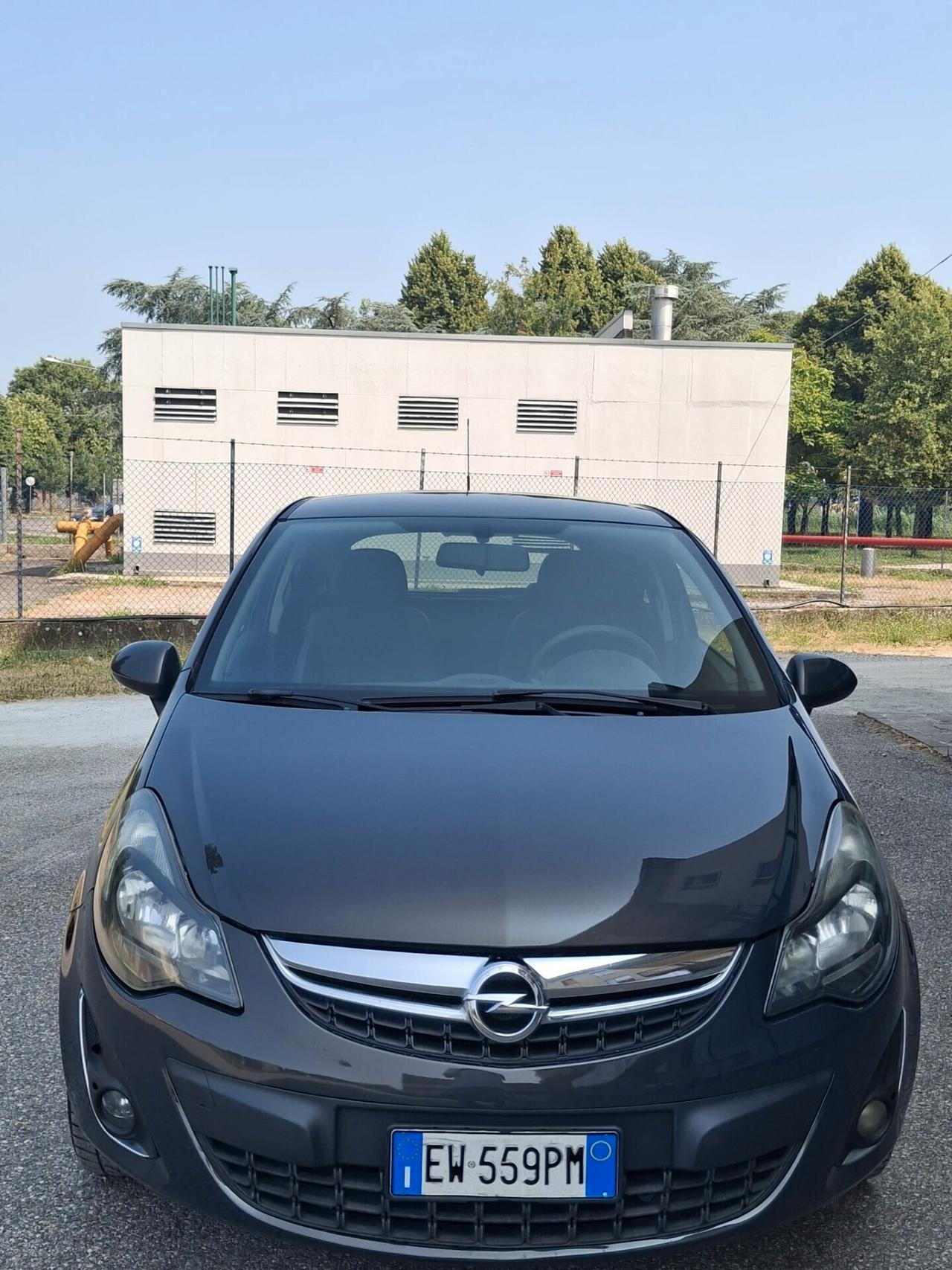Opel Corsa 1.2 85CV 3 porte GPL-TECH b-color