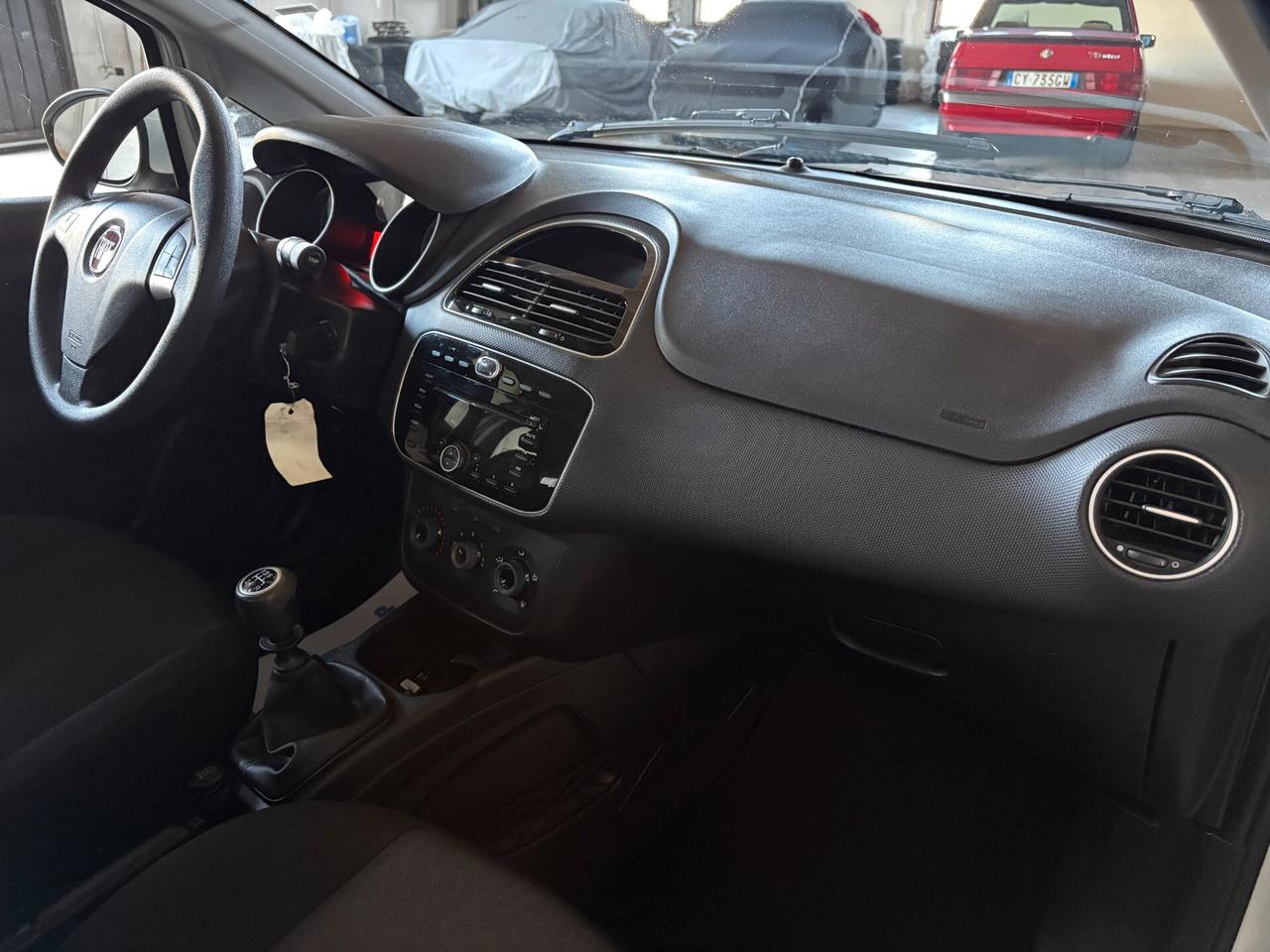 Fiat Punto 1.2 8V 5 porte 69Cv Gancio Traino