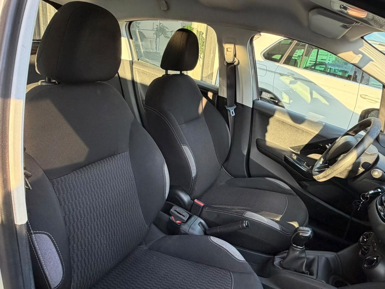 Peugeot 208 BlueHDi 75cv OK NEOPATENTATI