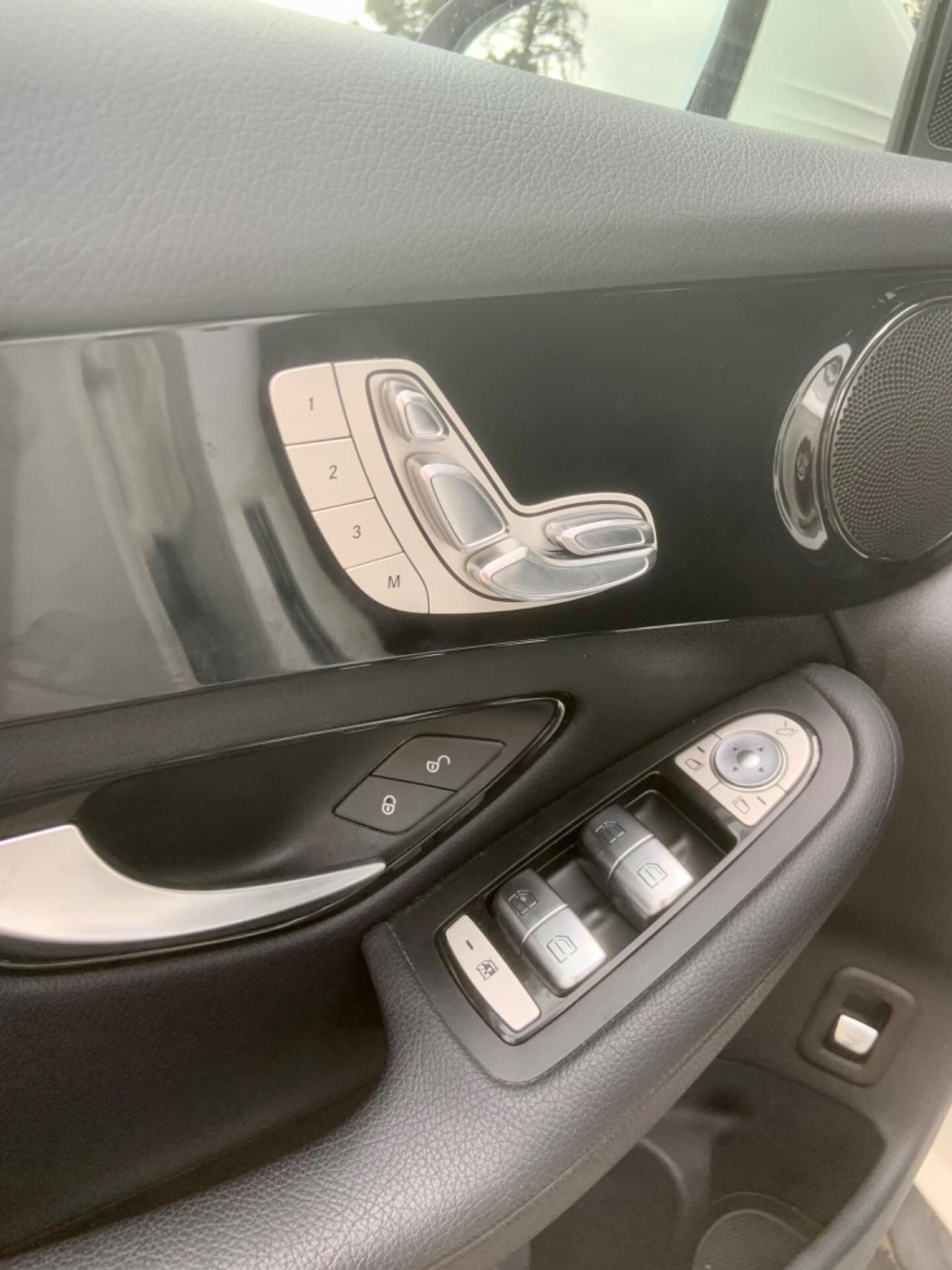 Mercedes GLC COME NUOVA solo 76000 book service