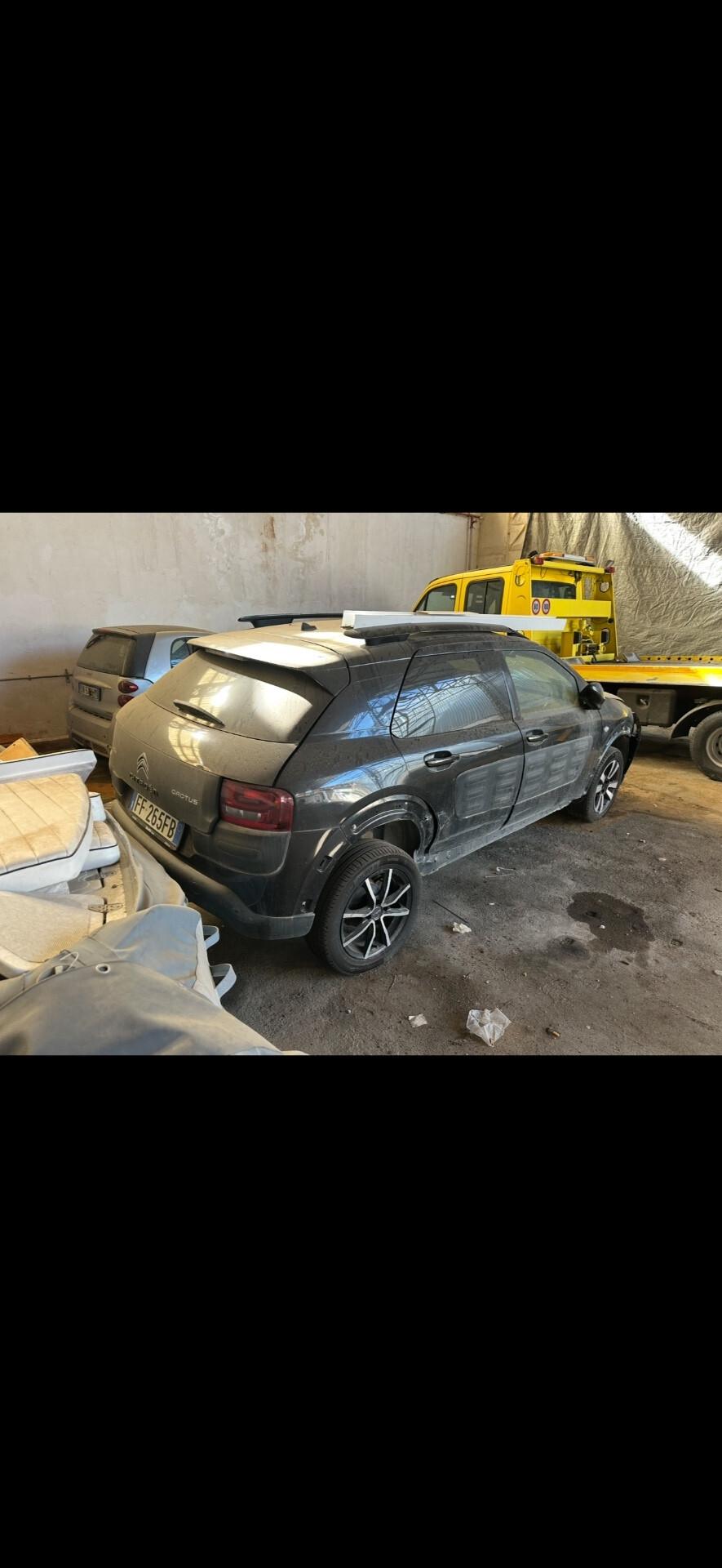 Citroen C4 Cactus BlueHDi 100 S&S ETG6 Shine