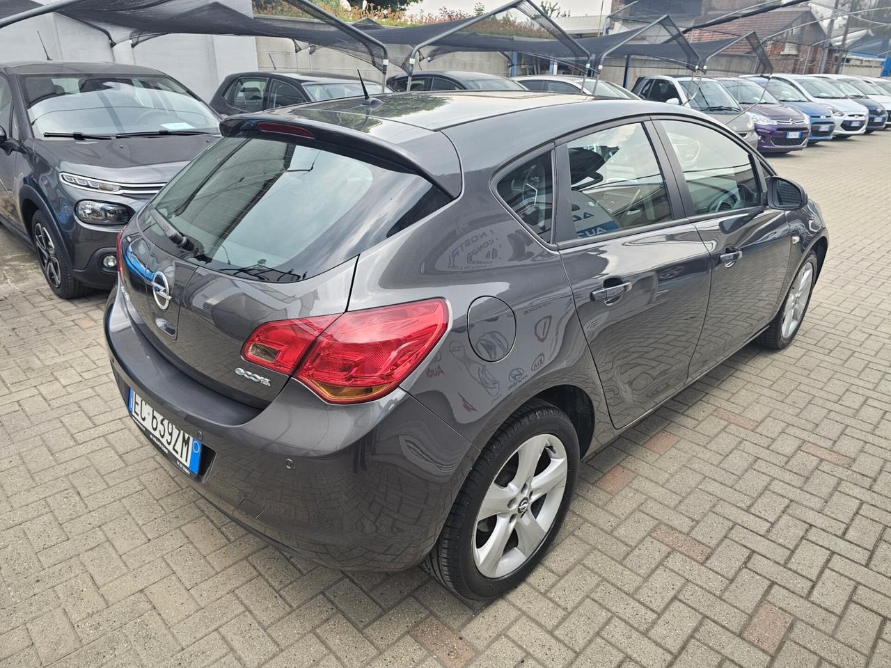Opel Astra 1.3 CDTI 95CV 5 porte EcoFlex
