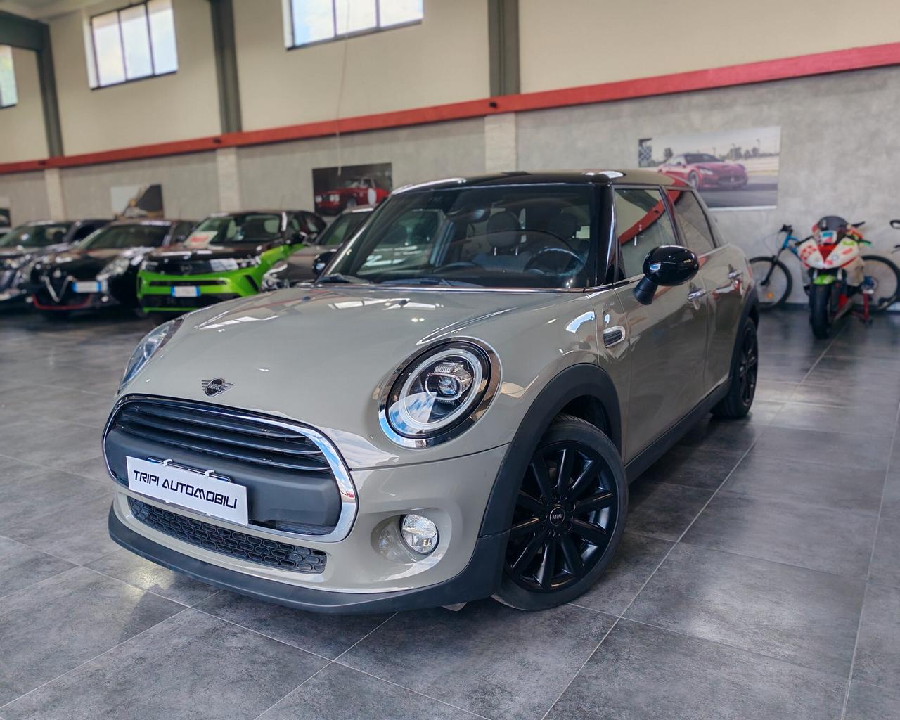 Mini Cooper D 116 cv Auto