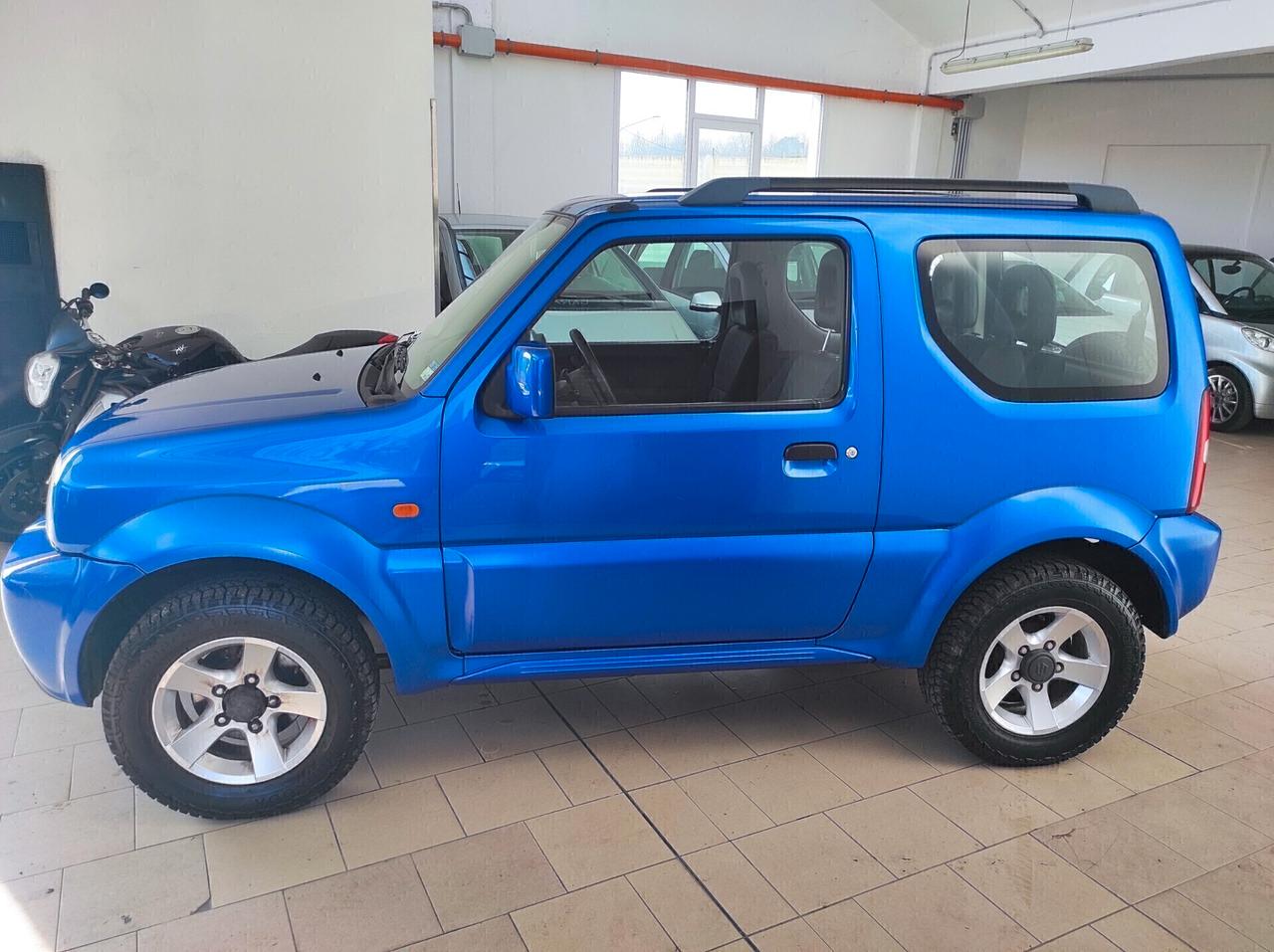 Suzuki Jimny 1.3i 16V cat 4WD JLX