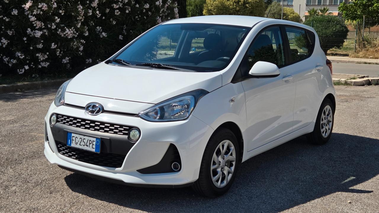 Hyundai i10 1.0 Automatica
