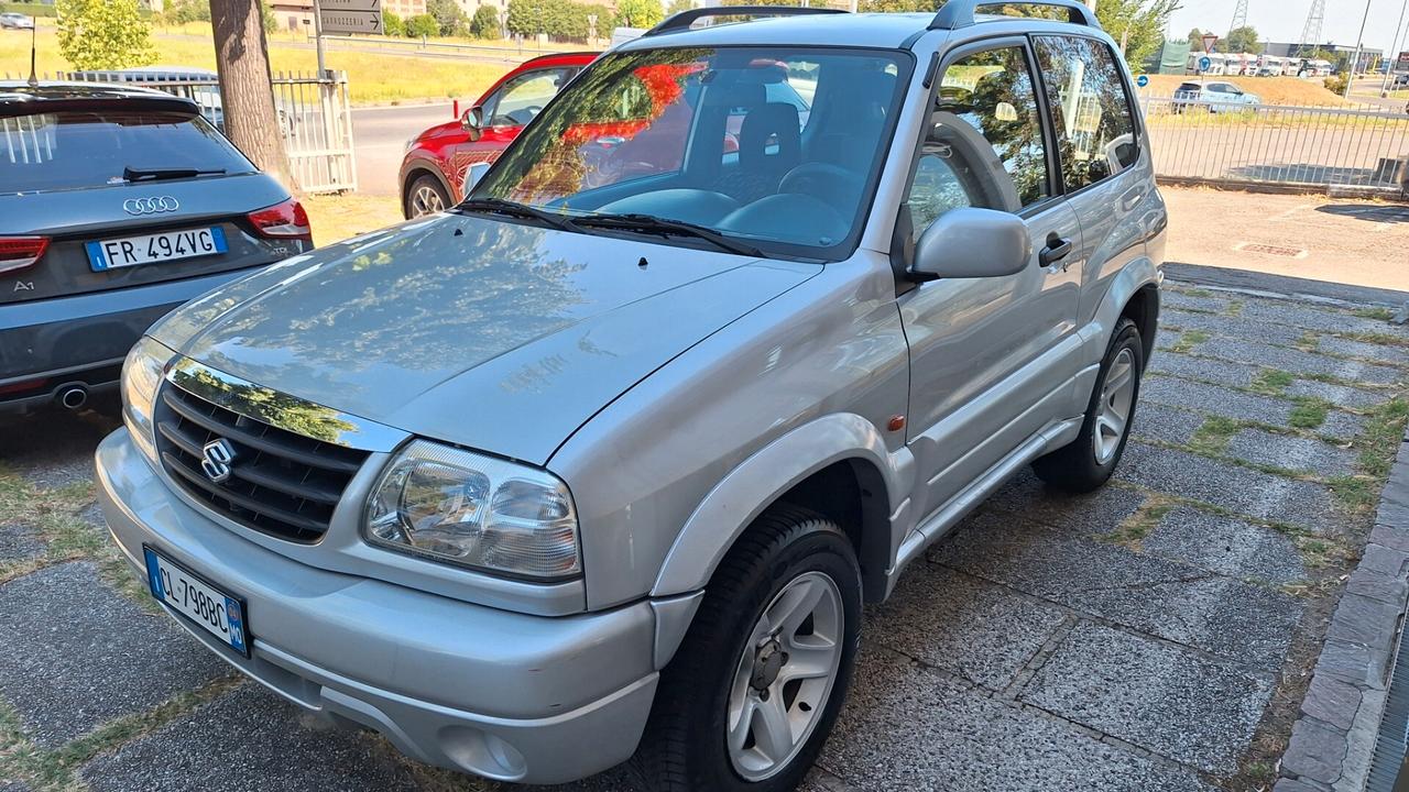Suzuki Grand Vitara 1.6i 16V cat 3 porte