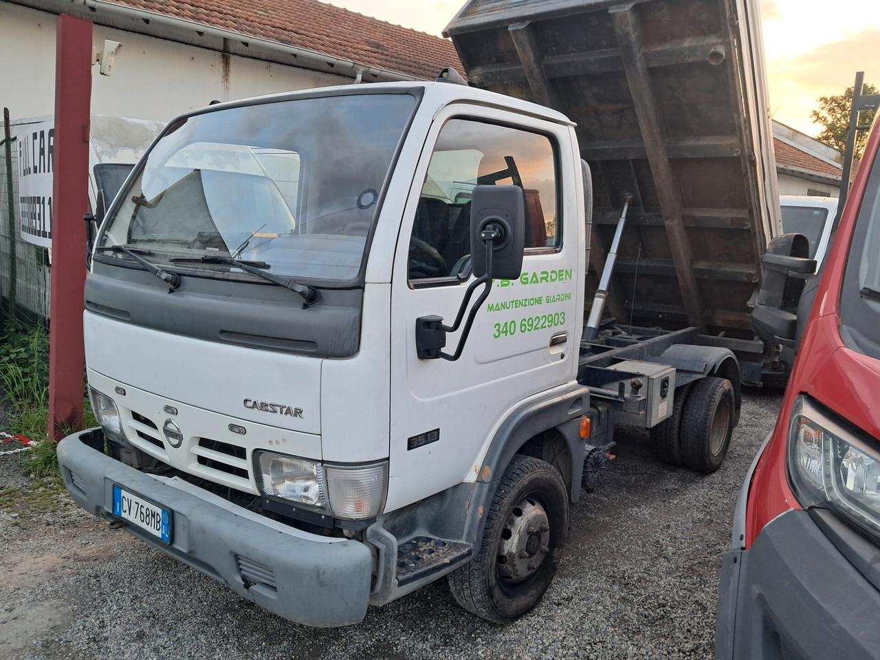 CABSTAR RIBALTABILE TRILATERALE