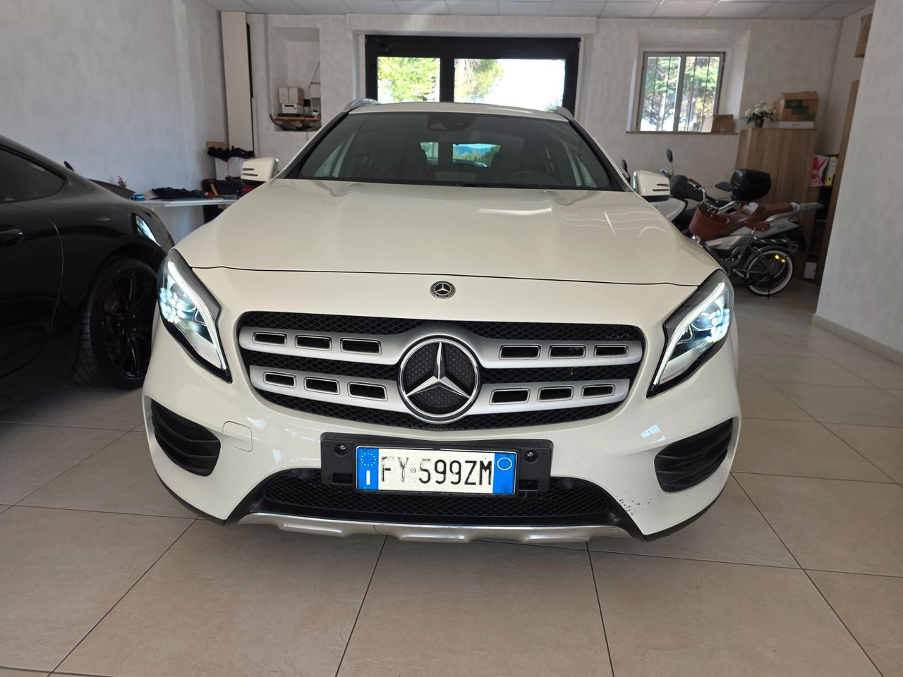 Mercedes-benz GLA 200 d Automatic Premium