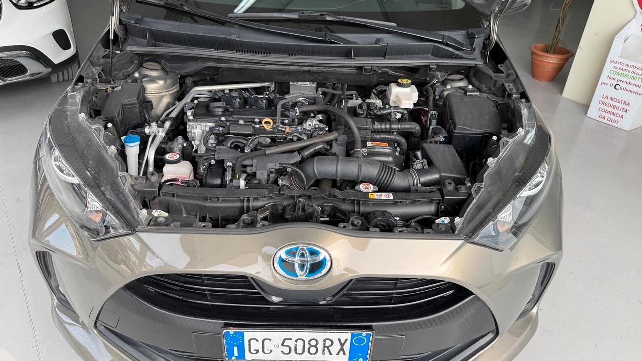Toyota Yaris 1.5 Hybrid 5 porte Business