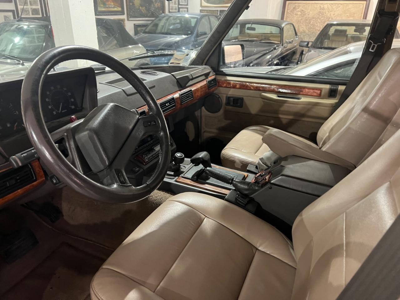 Land Rover Range Rover 3.9 vogue