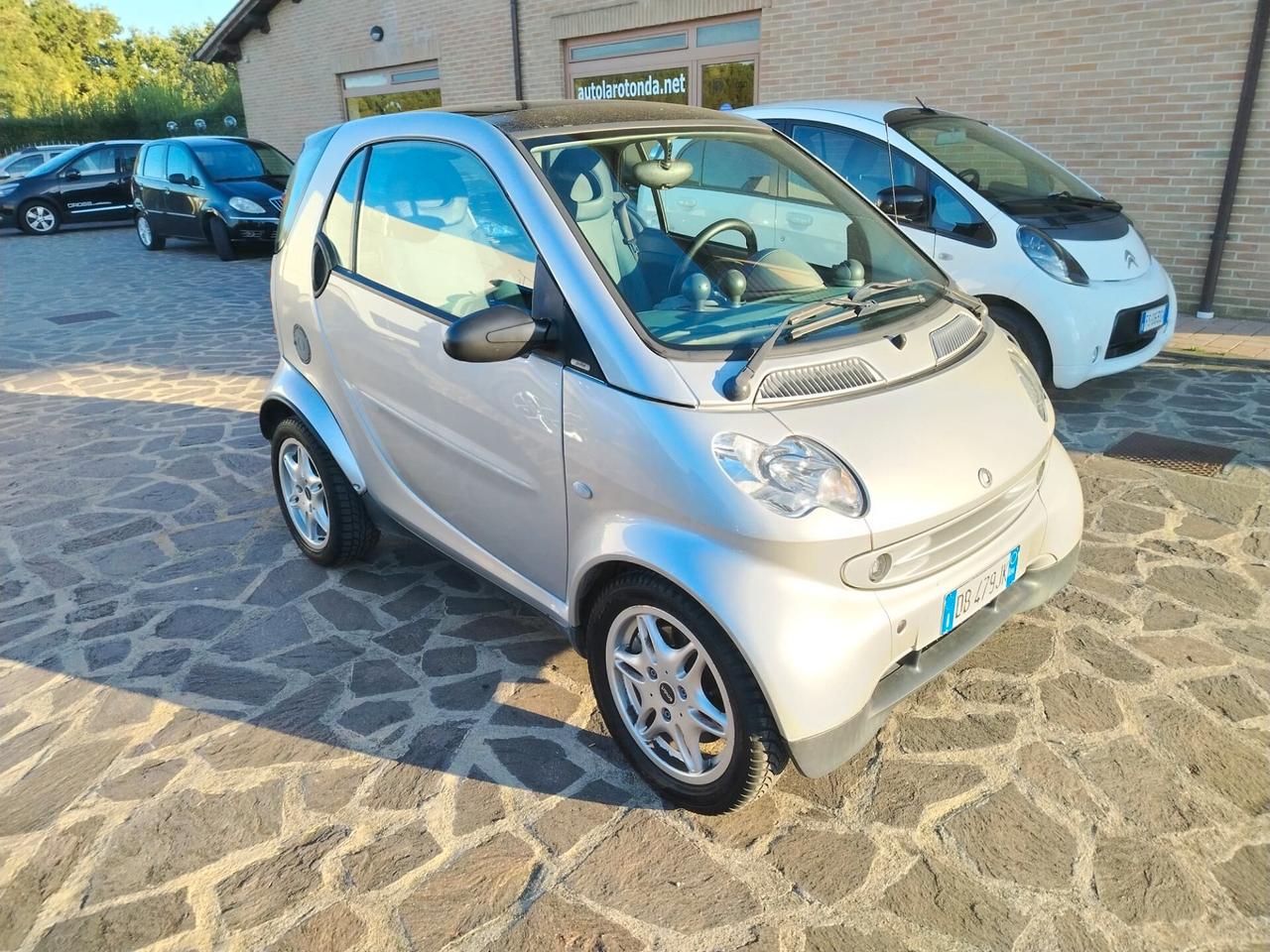 Smart ForTwo 700 coupé passion (45 kW)
