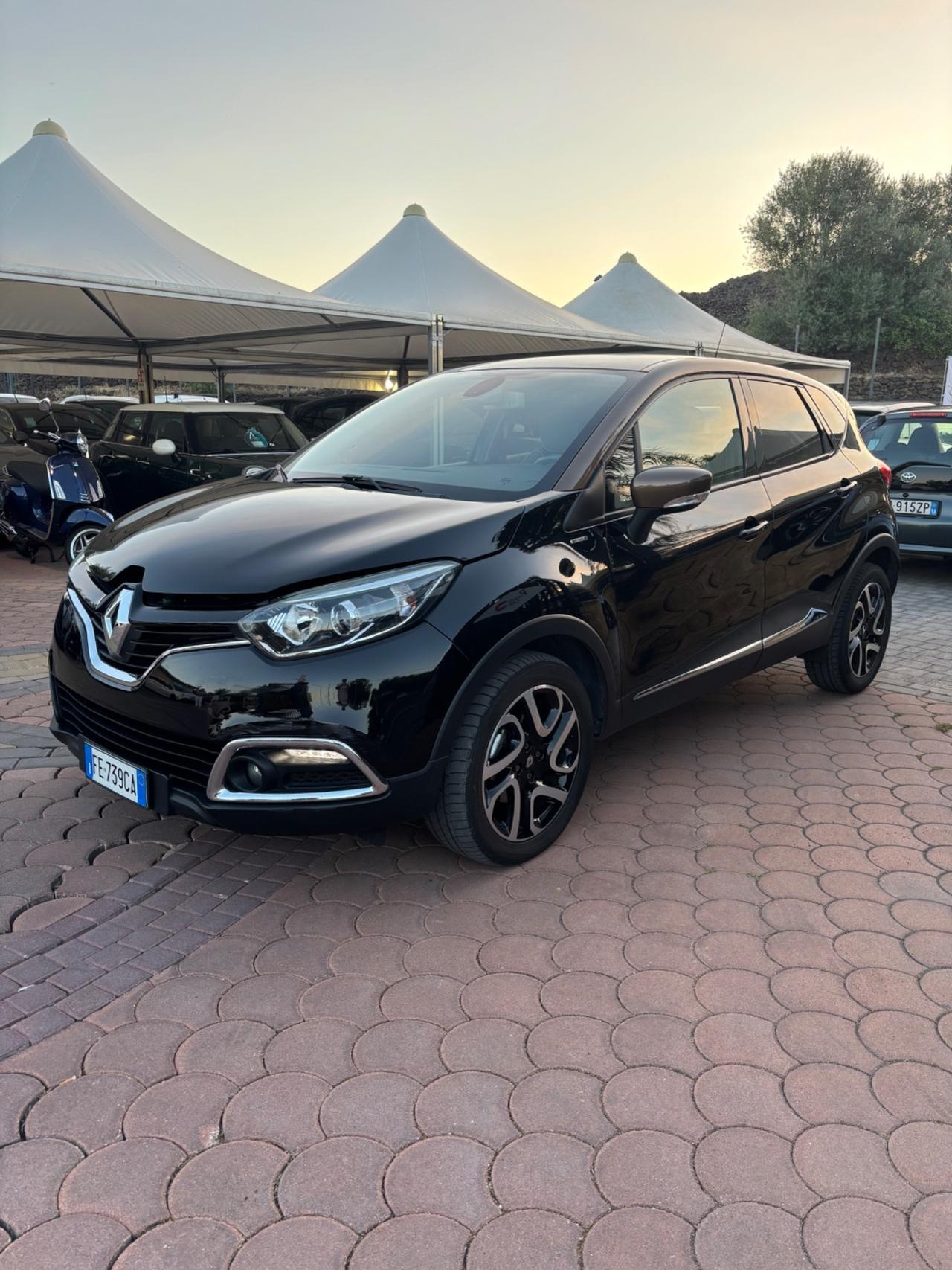 Renault Captur iconic