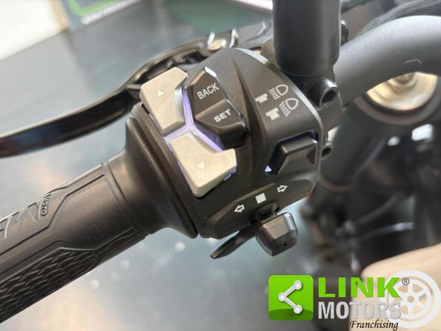 MOTO MORINI SEIEMMEZZO STR STR 61 CV KM CERT, LED,BREMBO.