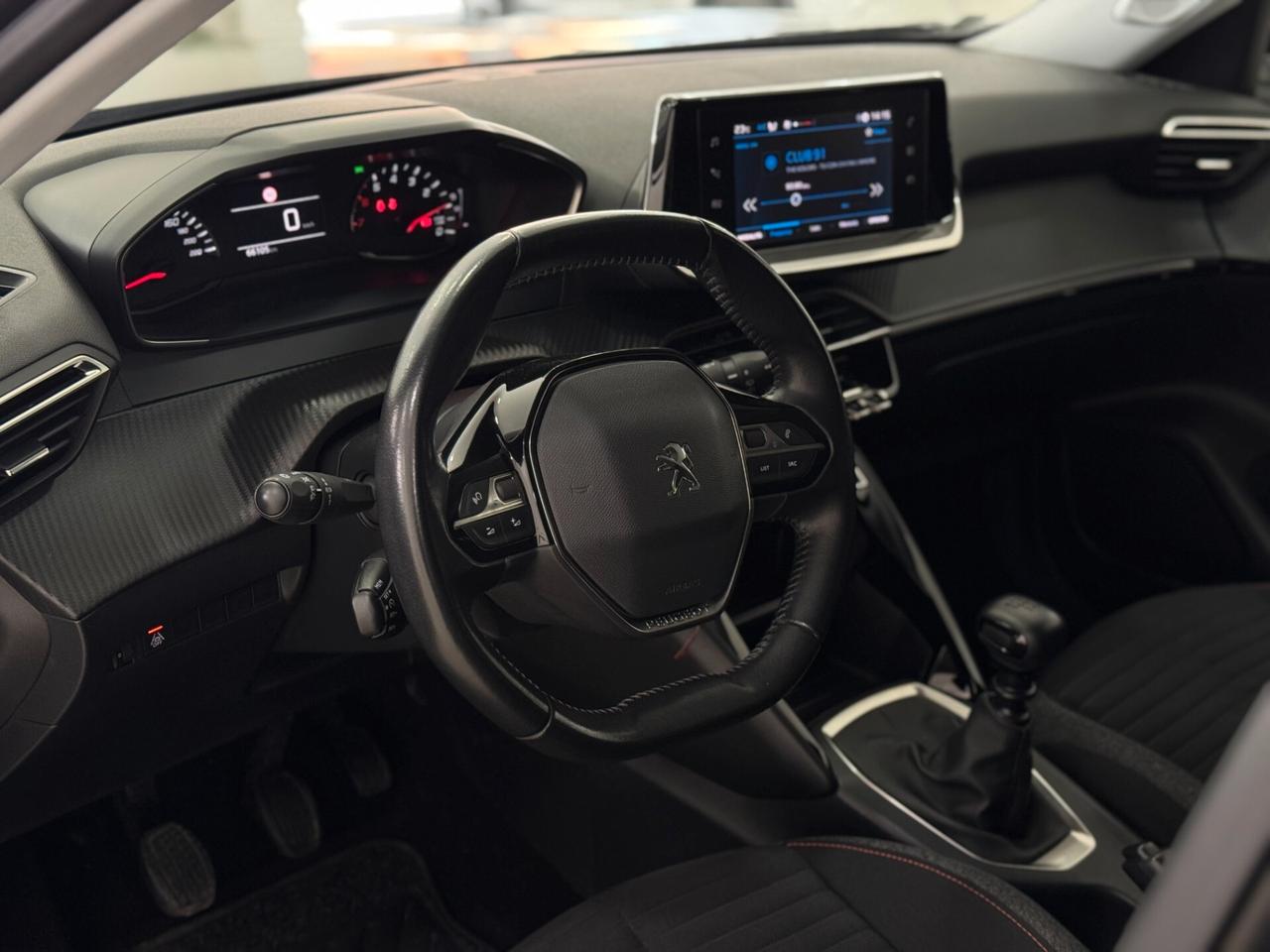 Peugeot 2008 1.2 100cv Active Pack