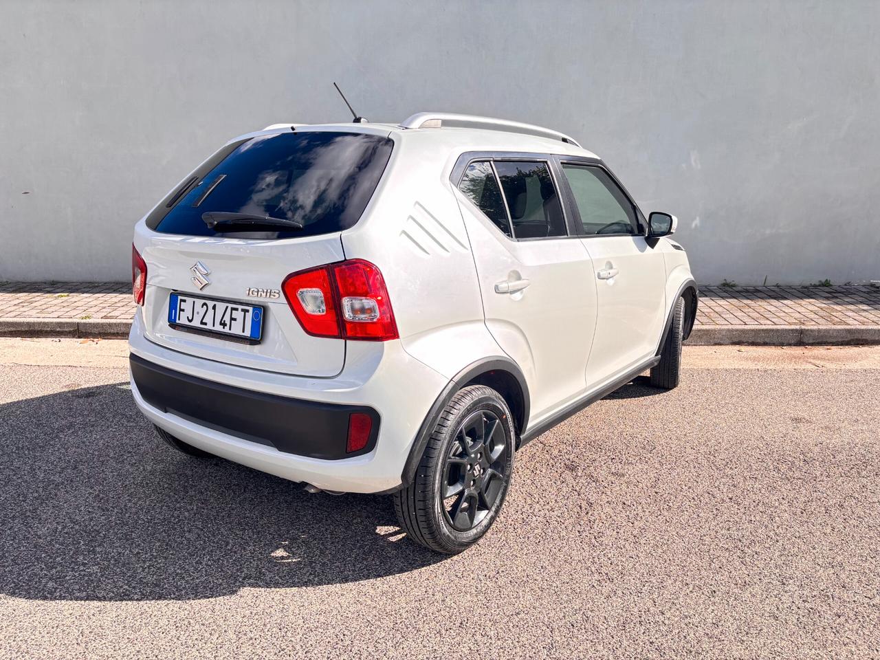 Suzuki Ignis 1.2 Dualjet Top