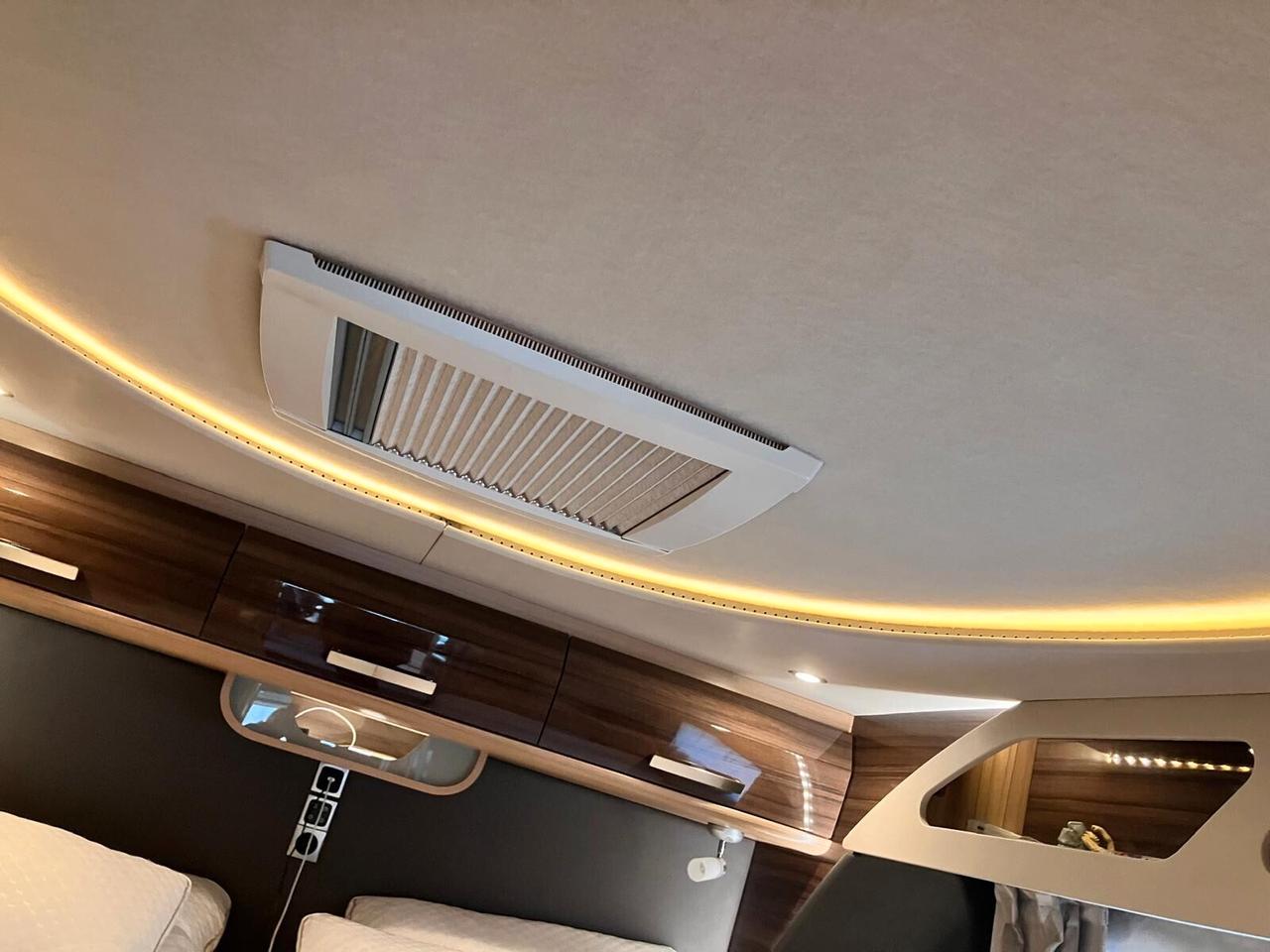 Knaus SUN I 900 LEG MOTORHOME