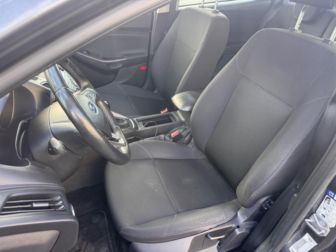 Ford Focus 1.5 TDCi 120 CV 5.P neopaten garanzia 12 mesi