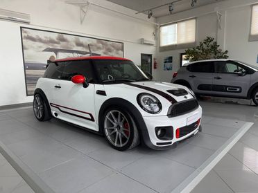 MINI COOPER CON PACCHETTO JOHN WORKS