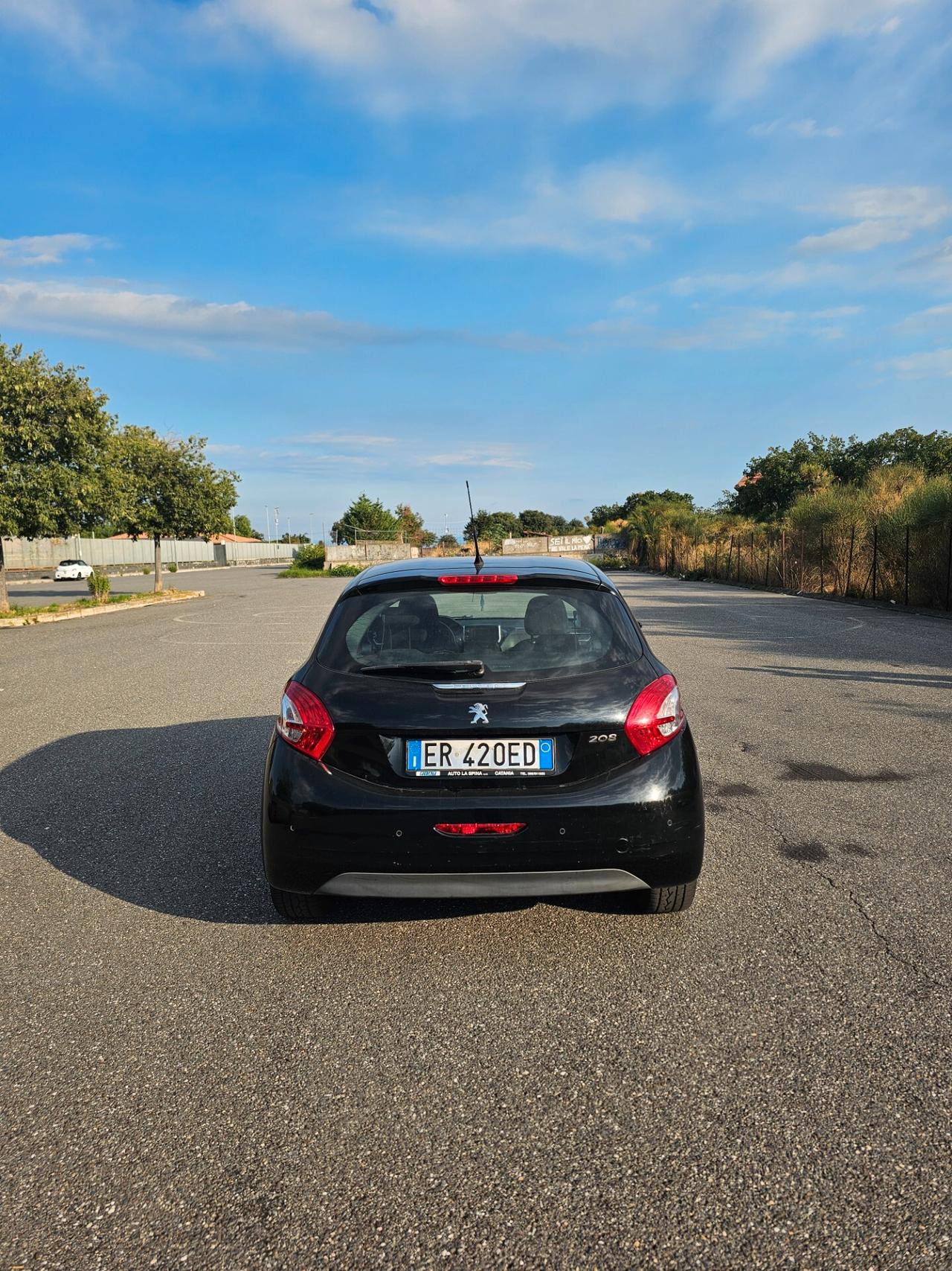 Peugeot 208 1.2 VTi 82 CV 5 porte