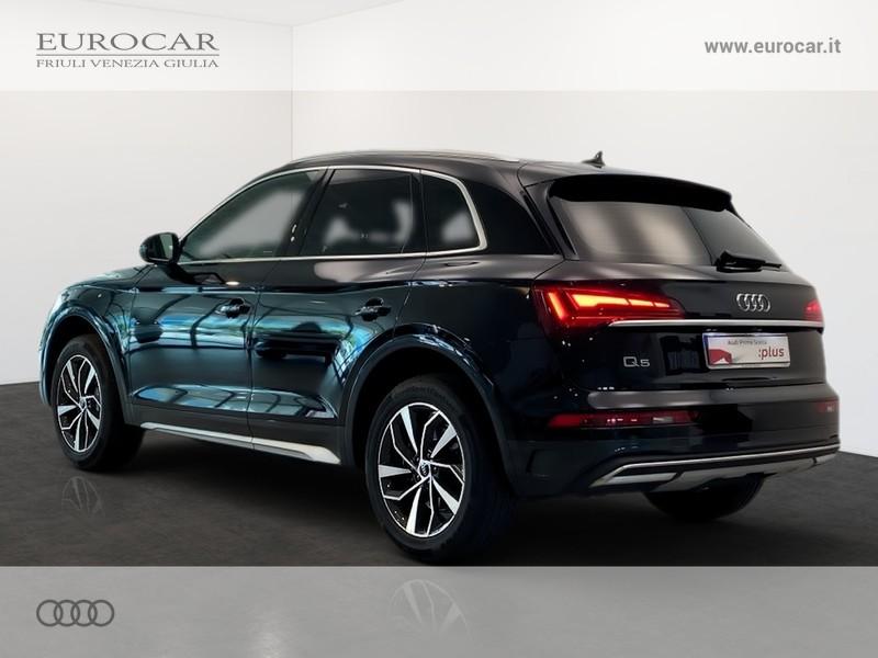 Audi Q5 40 2.0 tdi mhev 12v business advanced quattro s-tronic