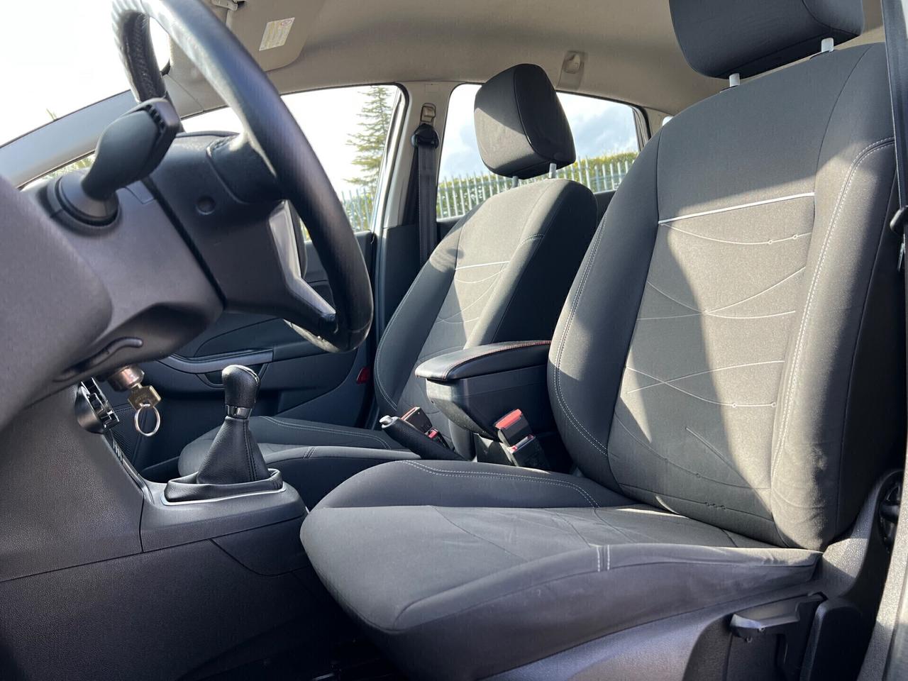 Ford Fiesta 1.4 5p. Bz.- GPL Titanium - 2013