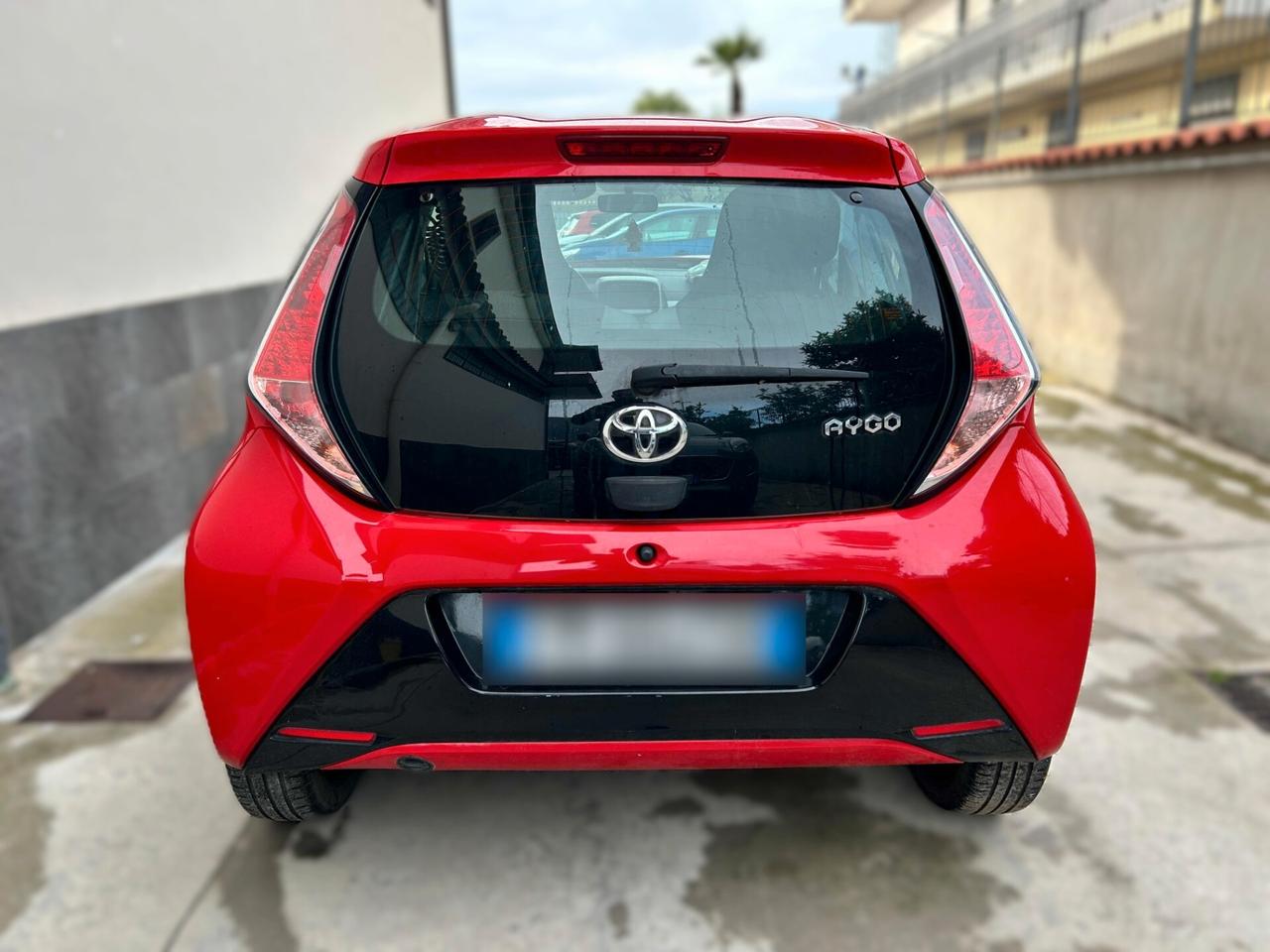 Toyota Aygo 1.0 Benz *GPL* Aut - 2017 Incidentata