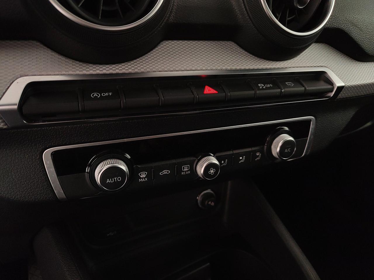 Audi Q2 35 TDI S tronic Business